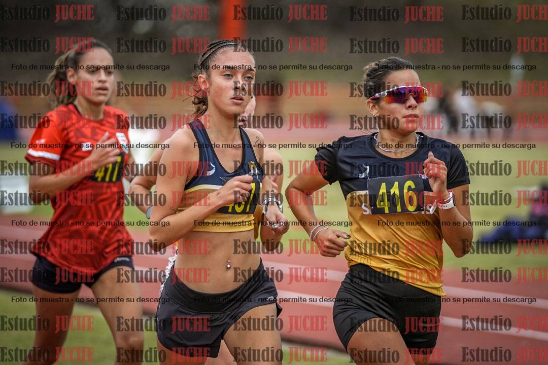 Fotos de los 5000 m llanos de mujeres