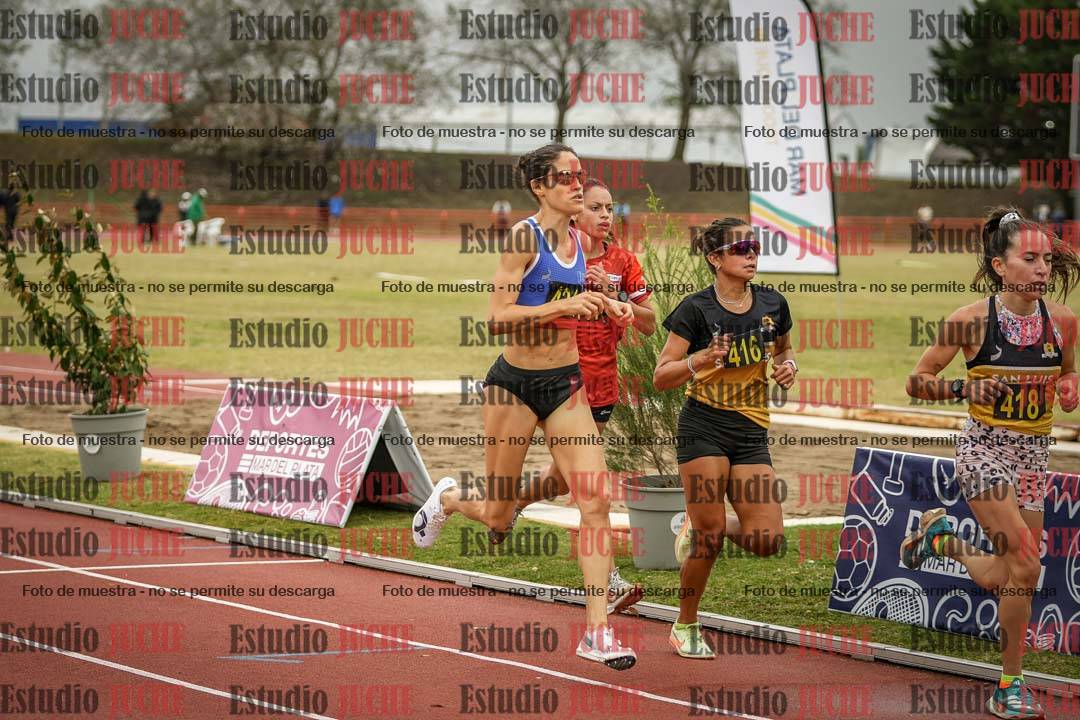 Fotos de los 5000 m llanos de mujeres