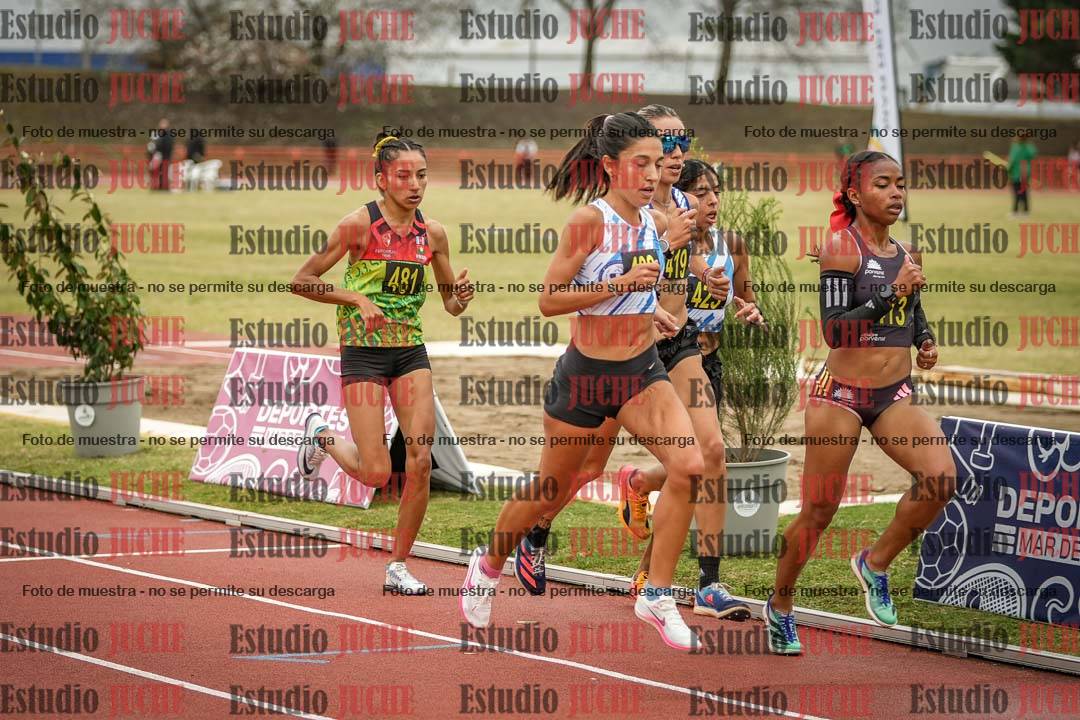 Fotos de los 5000 m llanos de mujeres