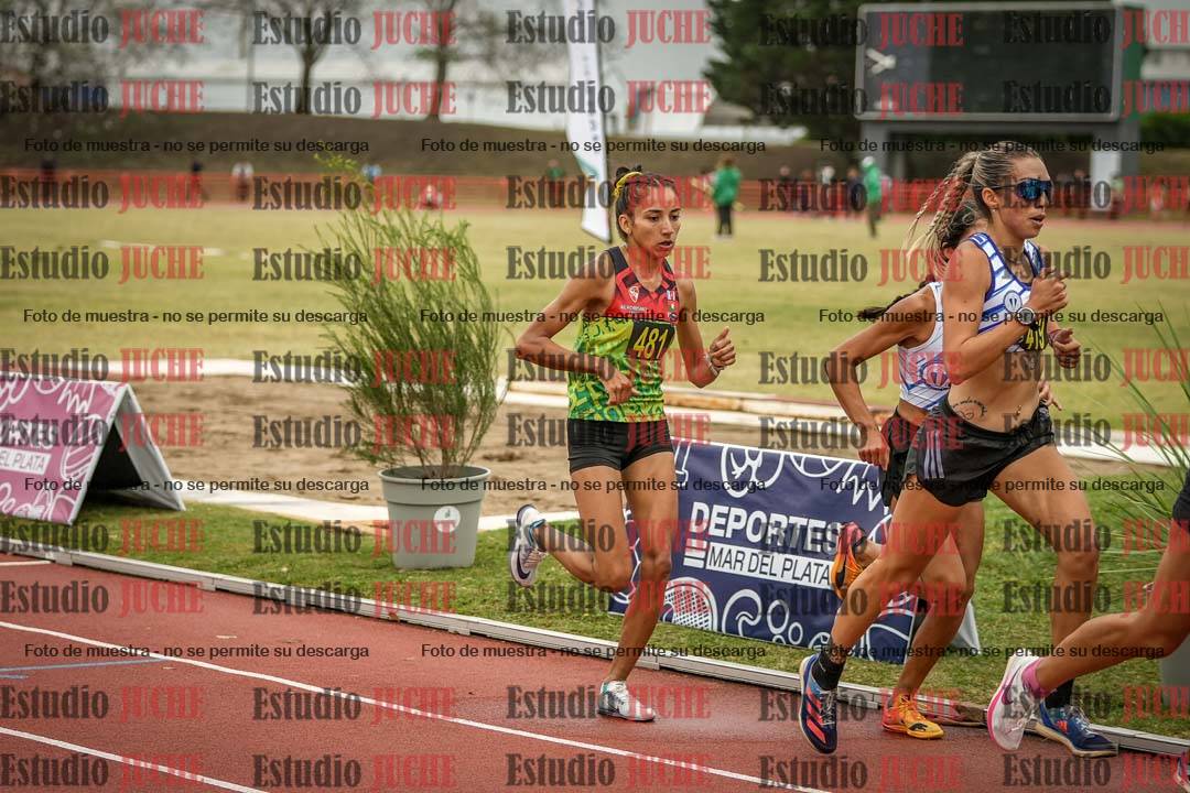 Fotos de los 5000 m llanos de mujeres