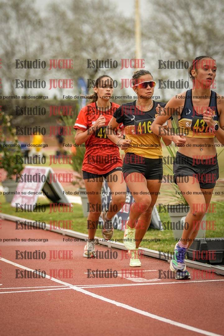 Fotos de los 5000 m llanos de mujeres
