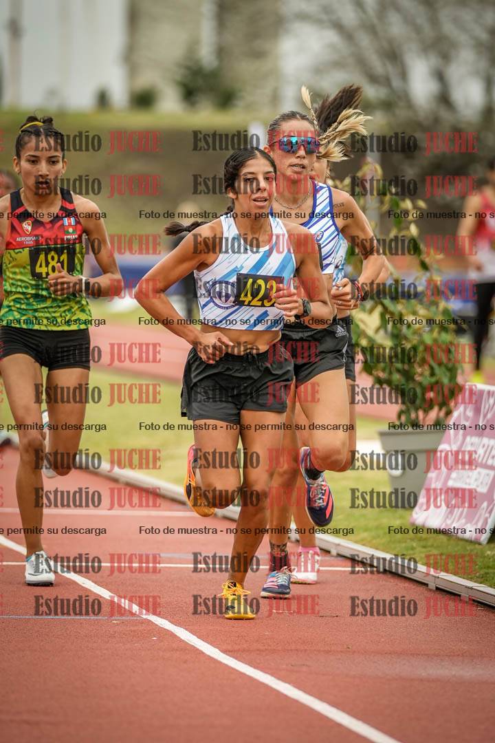 Fotos de los 5000 m llanos de mujeres