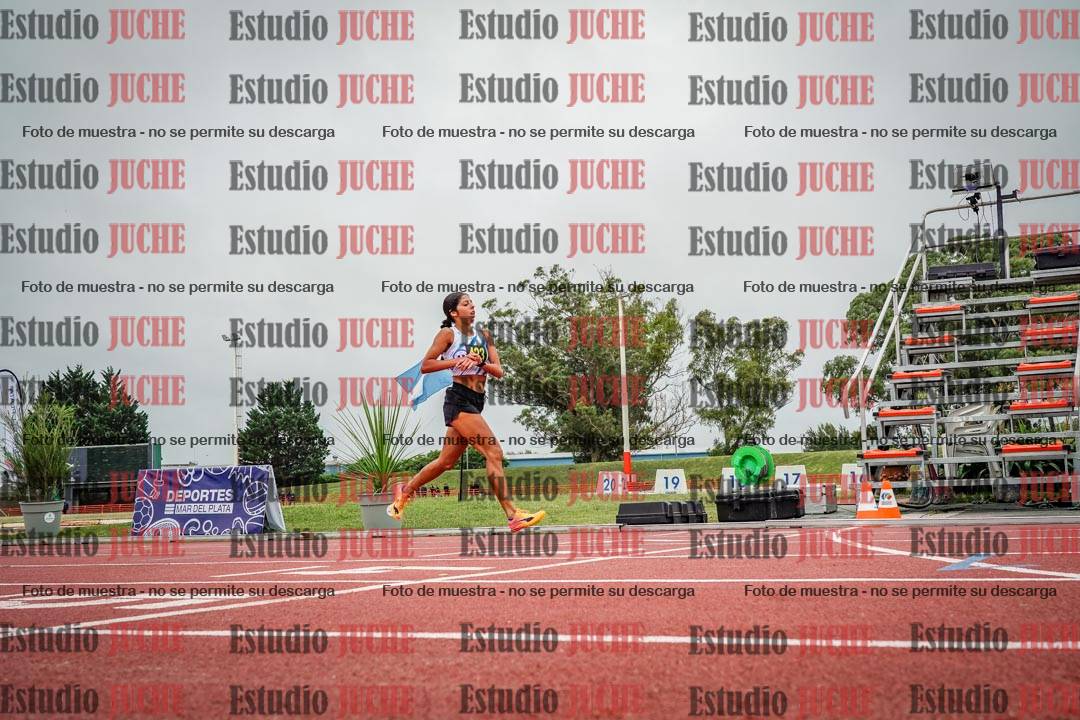 Fotos de los 5000 m llanos de mujeres