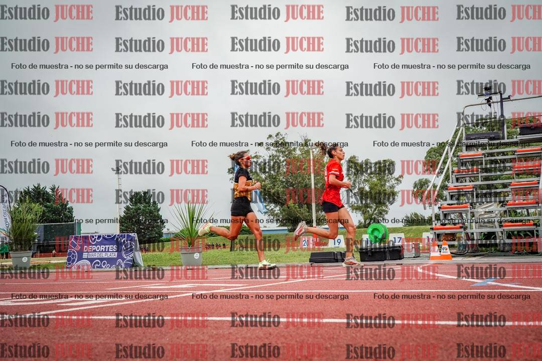 Fotos de los 5000 m llanos de mujeres