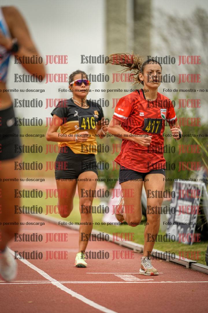 Fotos de los 5000 m llanos de mujeres