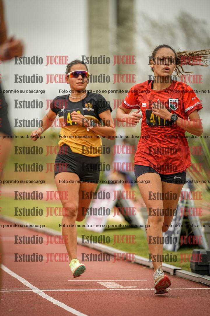 Fotos de los 5000 m llanos de mujeres