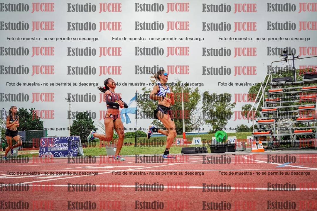 Fotos de los 5000 m llanos de mujeres