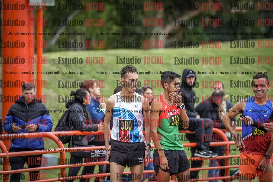 Fotos de los 5000 m llanos de varones