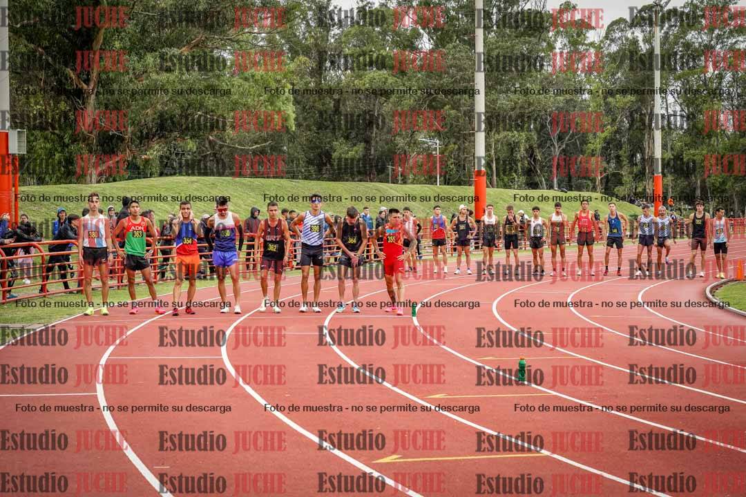 Fotos de los 5000 m llanos de varones