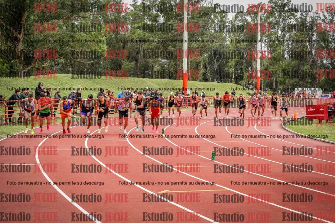 Fotos de los 5000 m llanos de varones