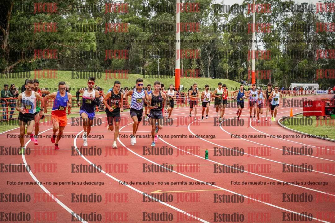 Fotos de los 5000 m llanos de varones