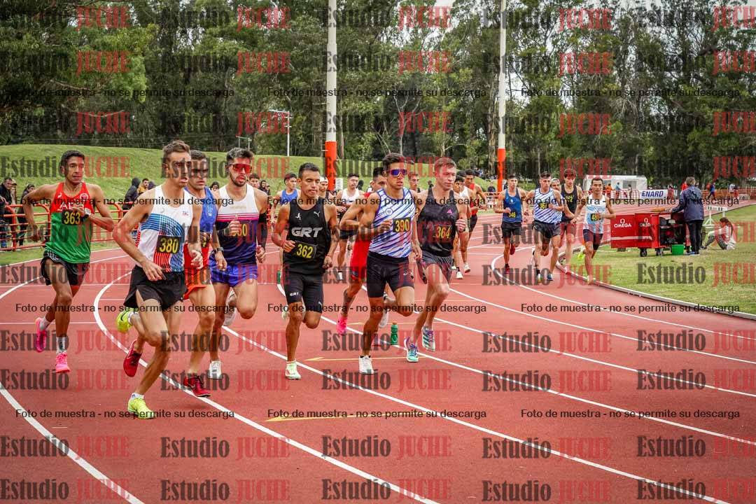 Fotos de los 5000 m llanos de varones