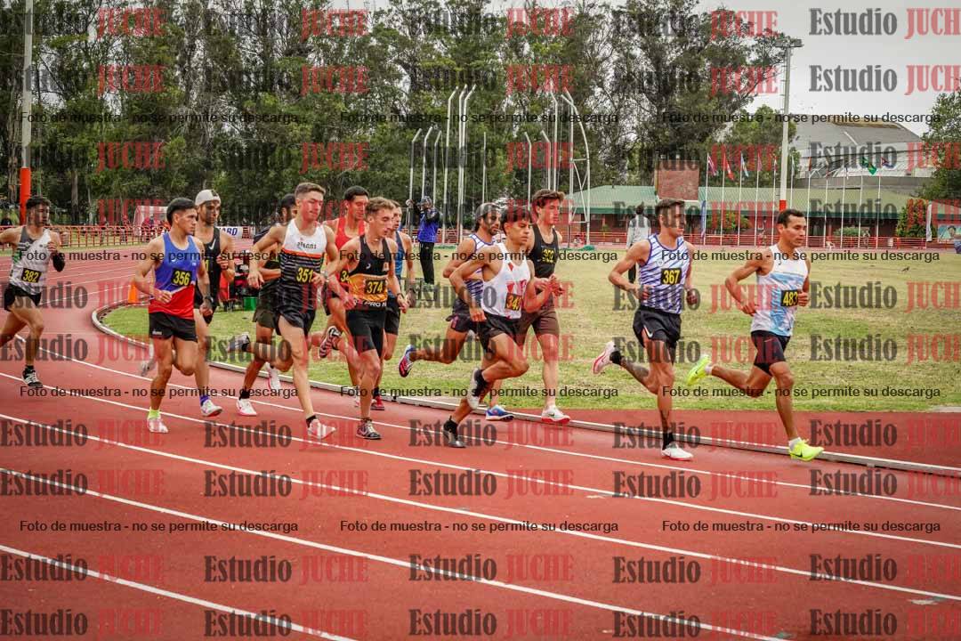 Fotos de los 5000 m llanos de varones