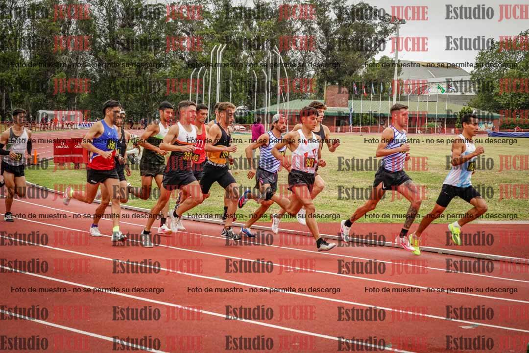 Fotos de los 5000 m llanos de varones