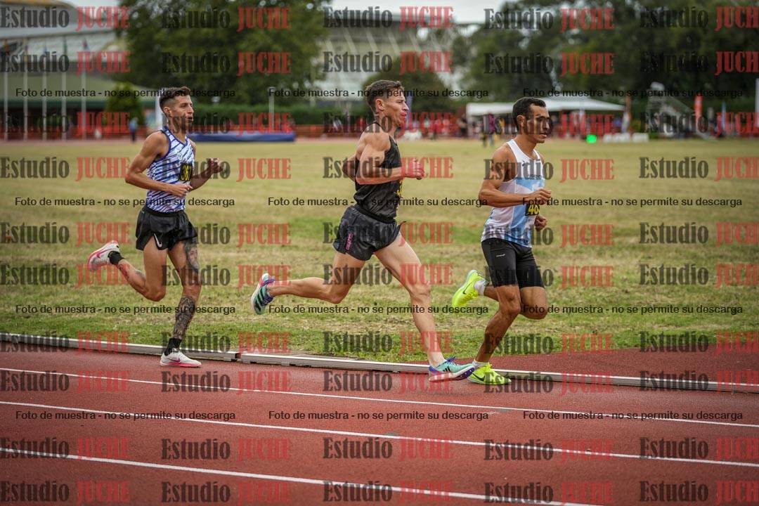 Fotos de los 5000 m llanos de varones