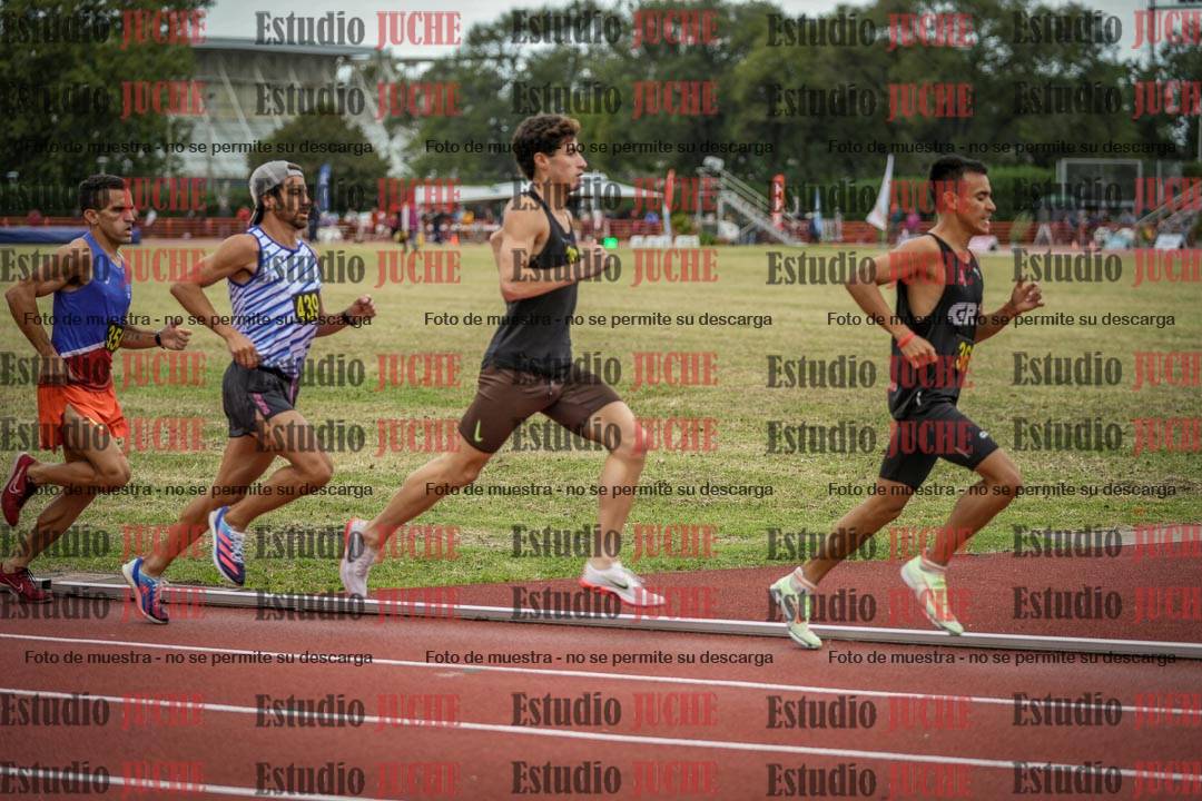 Fotos de los 5000 m llanos de varones