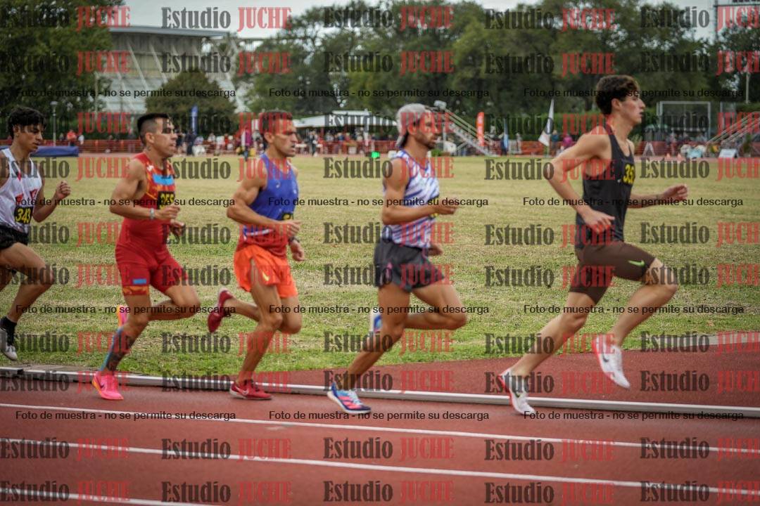 Fotos de los 5000 m llanos de varones
