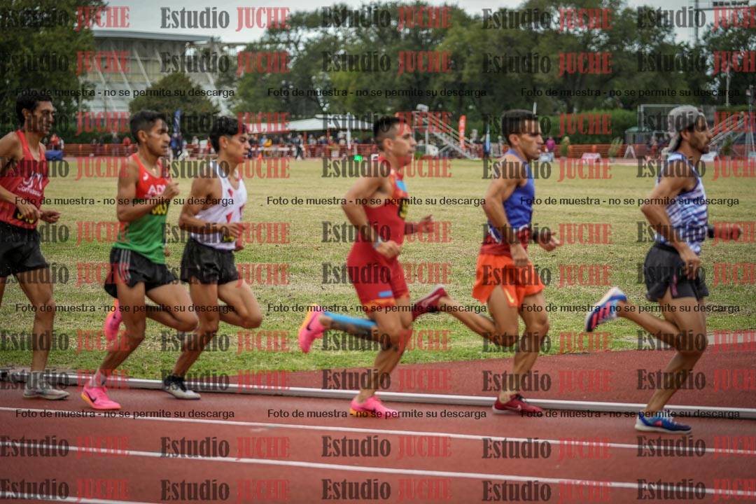 Fotos de los 5000 m llanos de varones