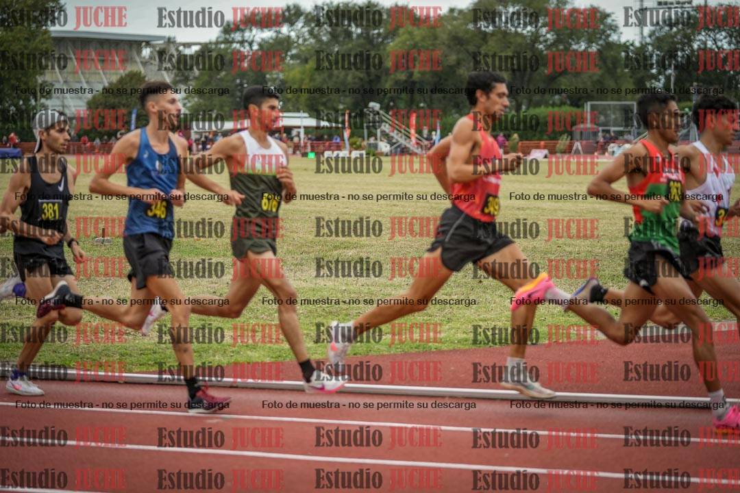Fotos de los 5000 m llanos de varones