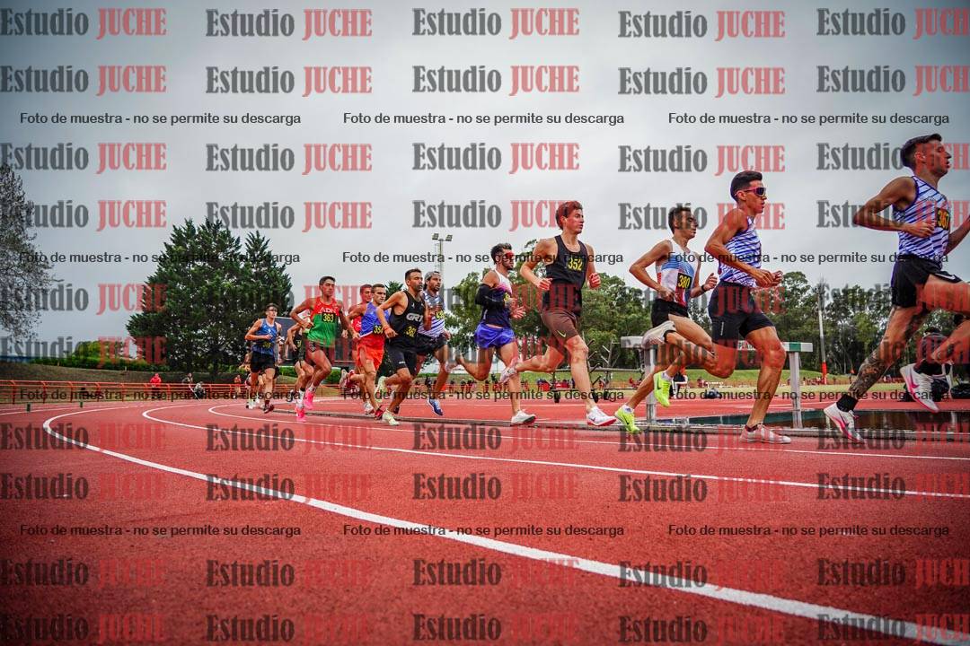 Fotos de los 5000 m llanos de varones