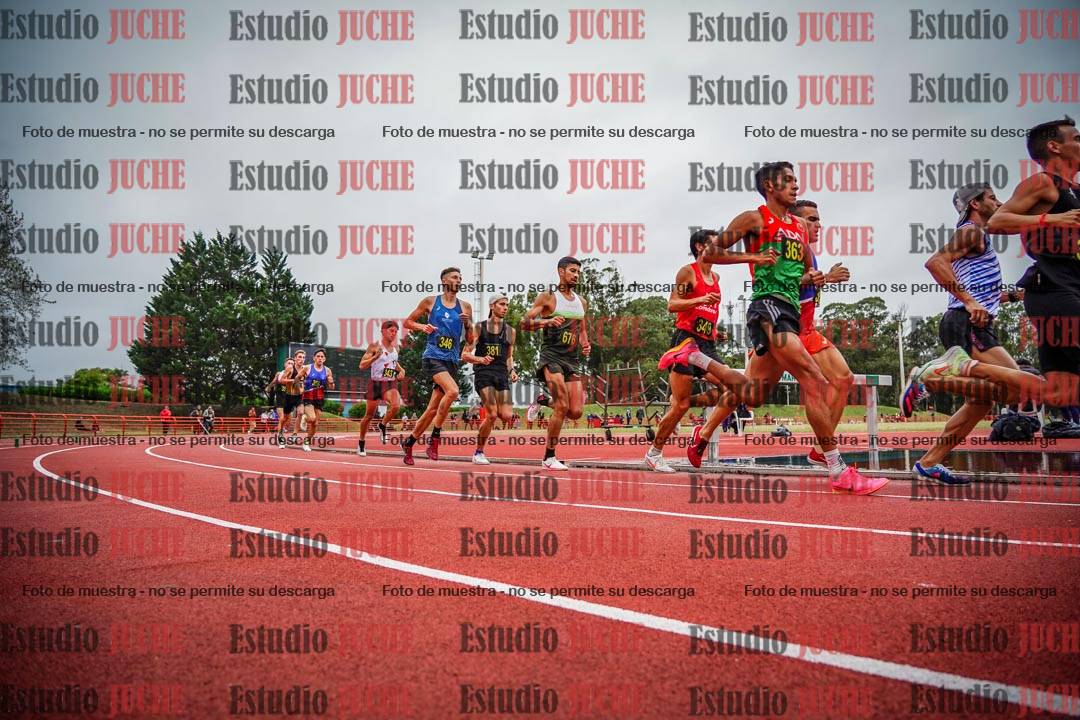 Fotos de los 5000 m llanos de varones