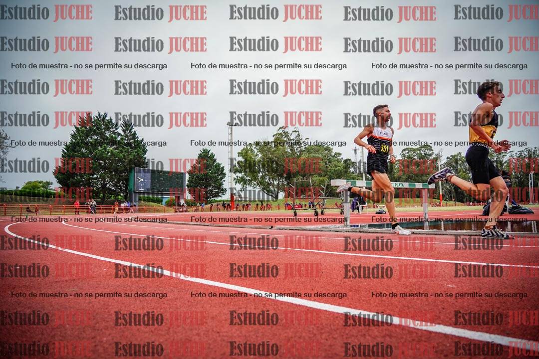Fotos de los 5000 m llanos de varones