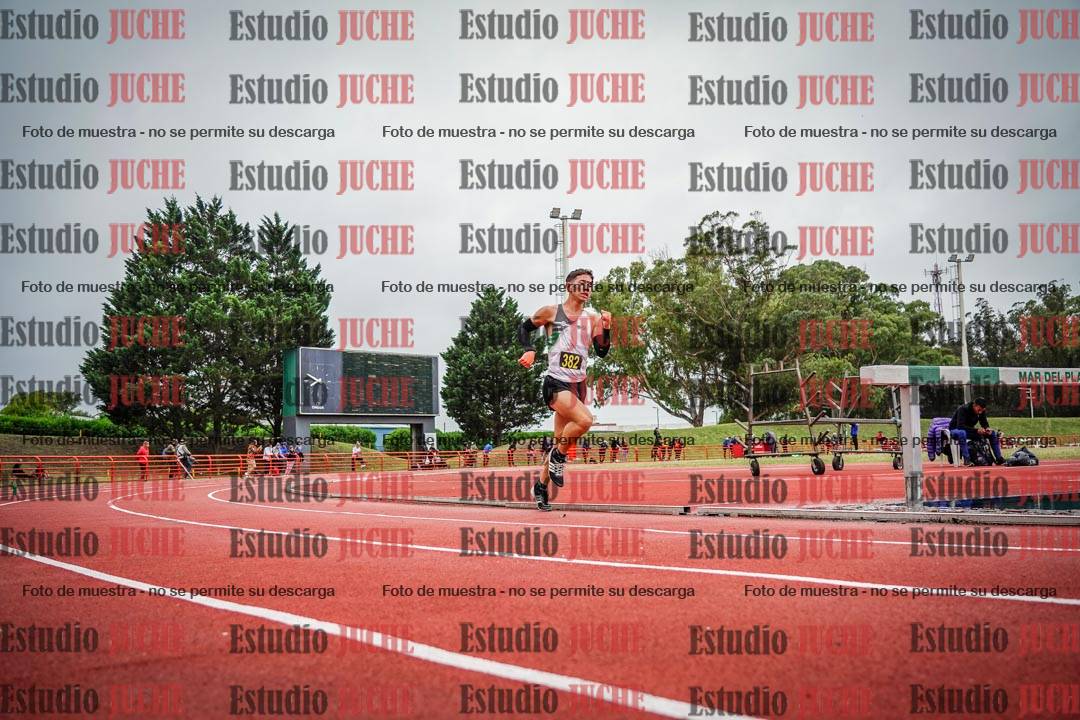 Fotos de los 5000 m llanos de varones