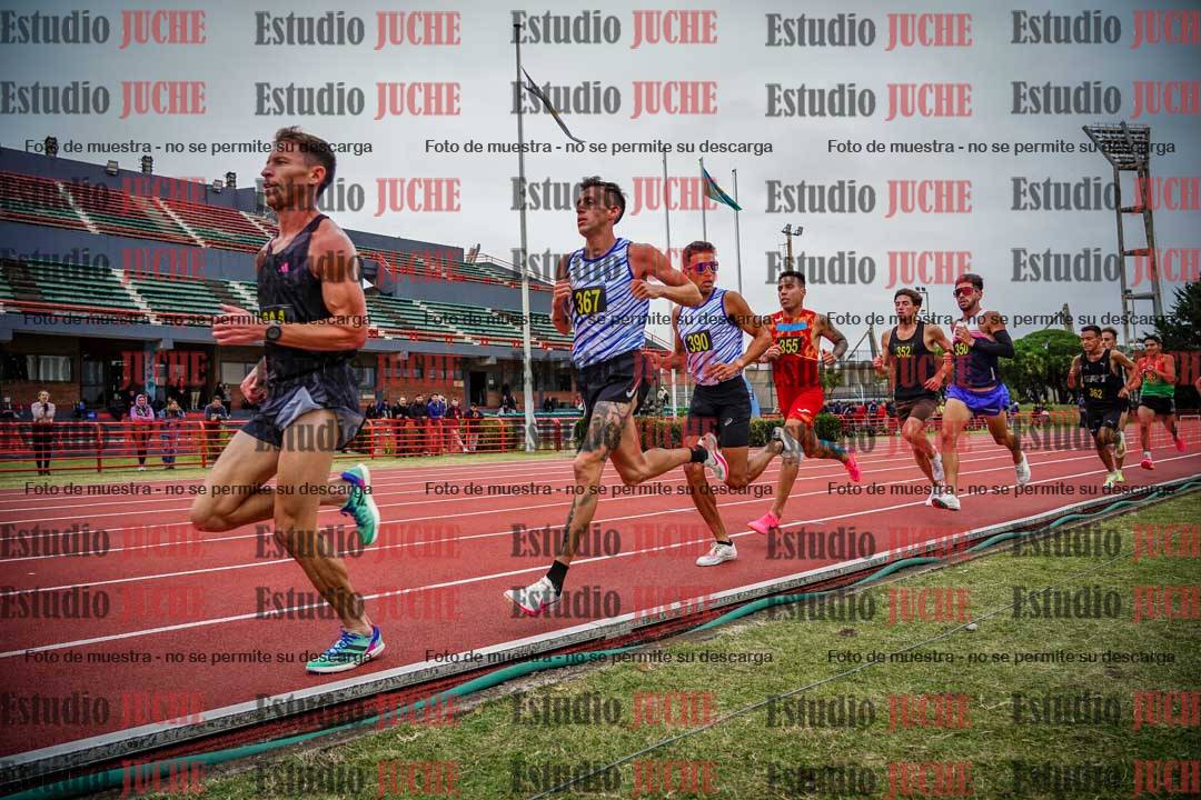 Fotos de los 5000 m llanos de varones
