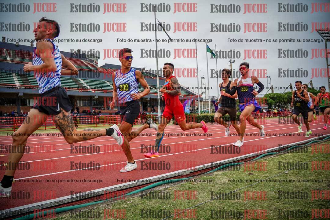 Fotos de los 5000 m llanos de varones