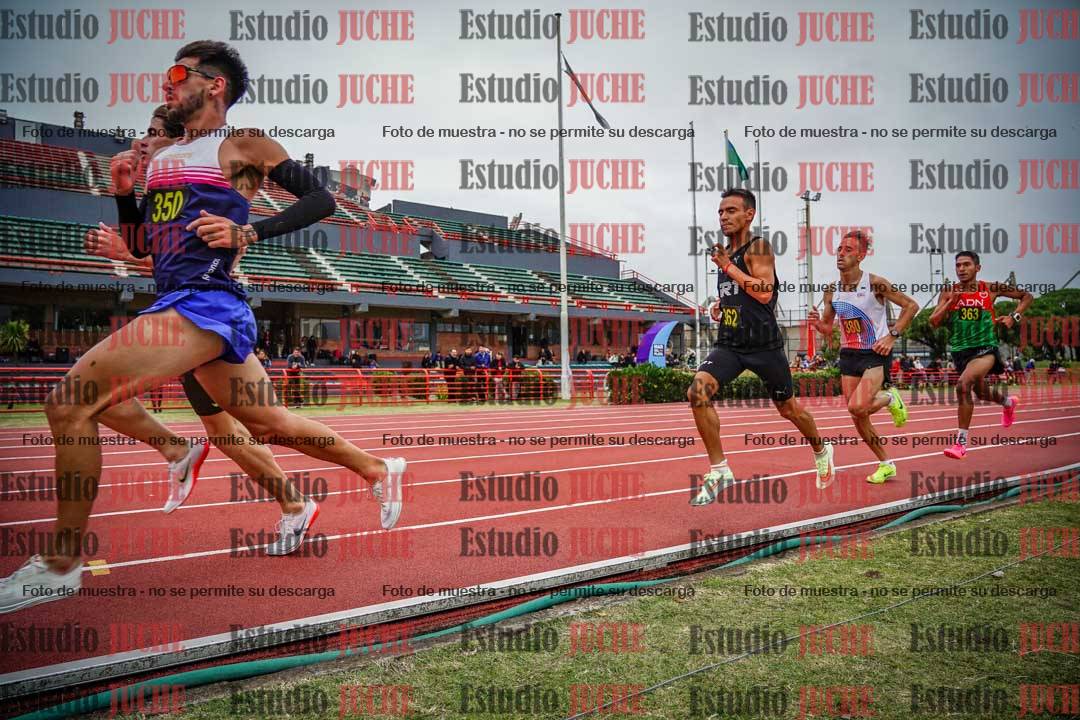 Fotos de los 5000 m llanos de varones