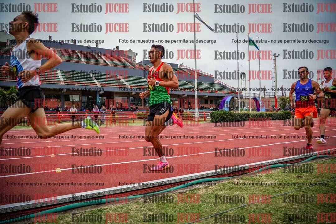 Fotos de los 5000 m llanos de varones
