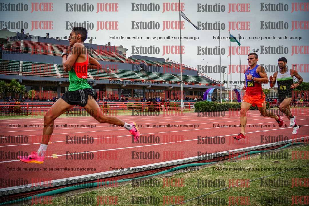 Fotos de los 5000 m llanos de varones