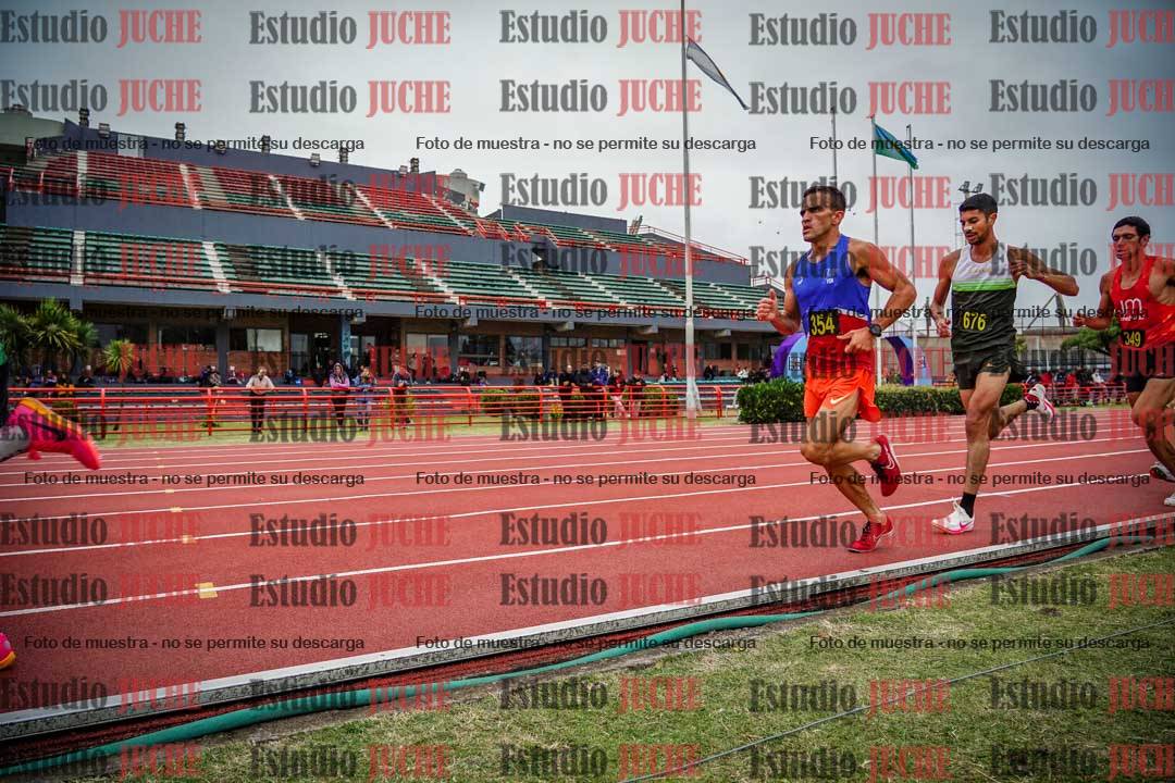 Fotos de los 5000 m llanos de varones