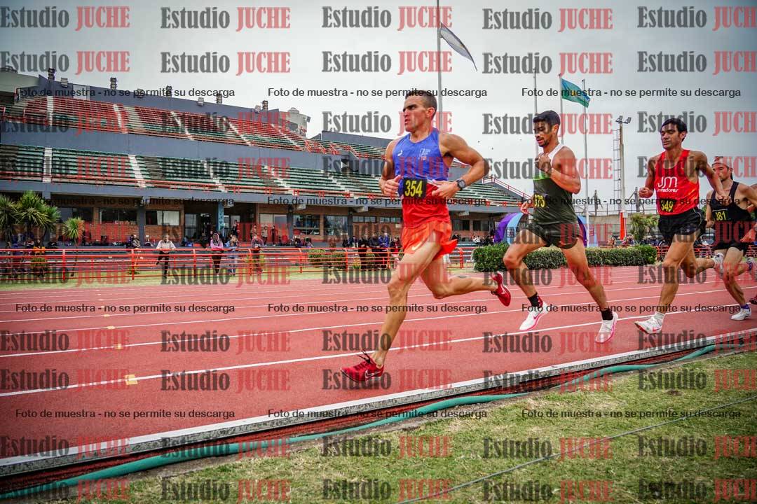 Fotos de los 5000 m llanos de varones