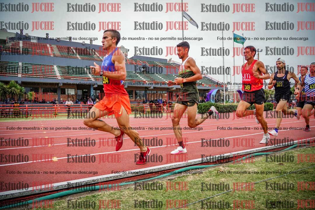 Fotos de los 5000 m llanos de varones
