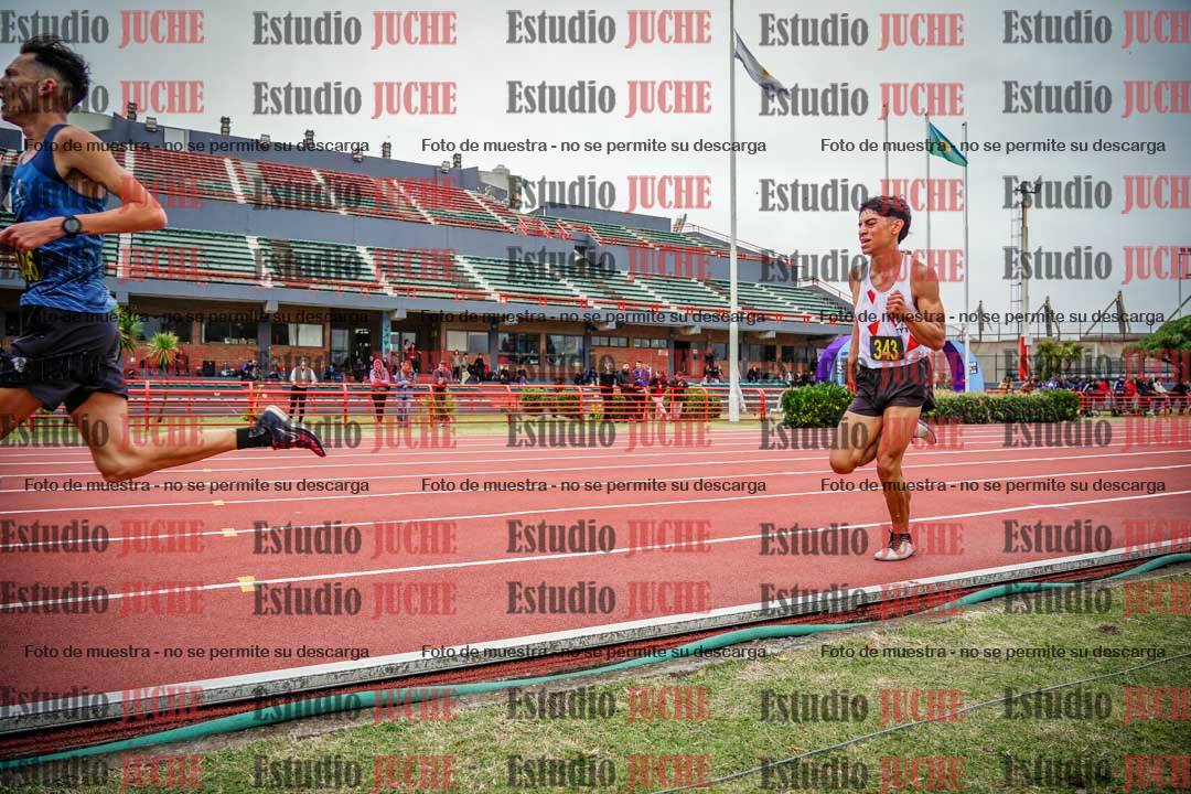 Fotos de los 5000 m llanos de varones