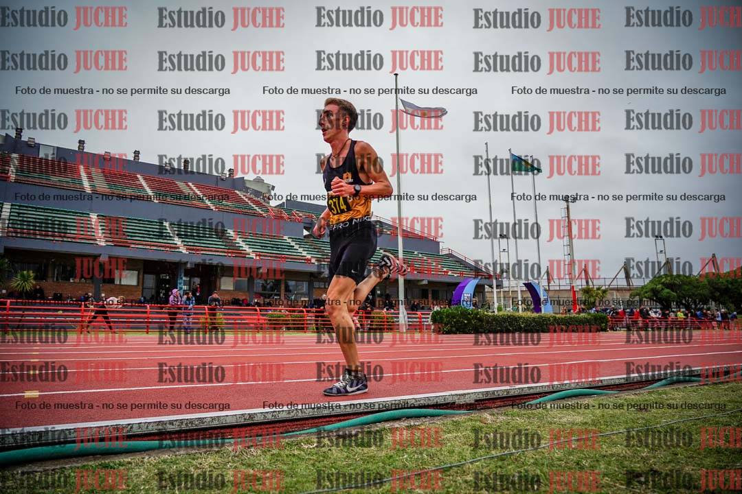 Fotos de los 5000 m llanos de varones