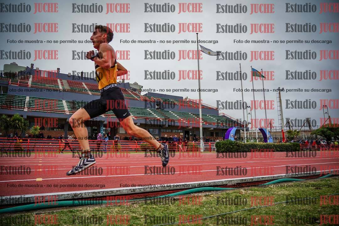 Fotos de los 5000 m llanos de varones