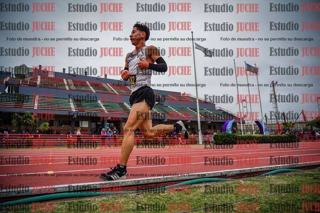 Fotos de los 5000 m llanos de varones