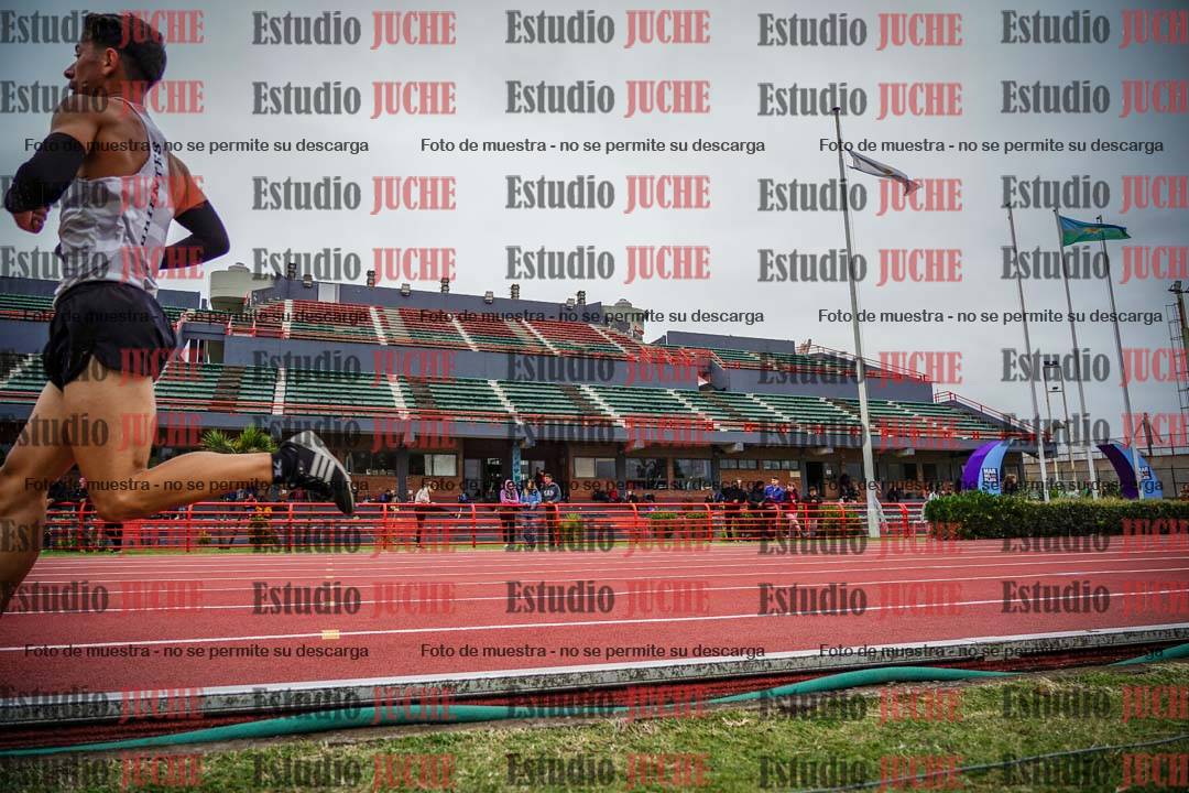 Fotos de los 5000 m llanos de varones