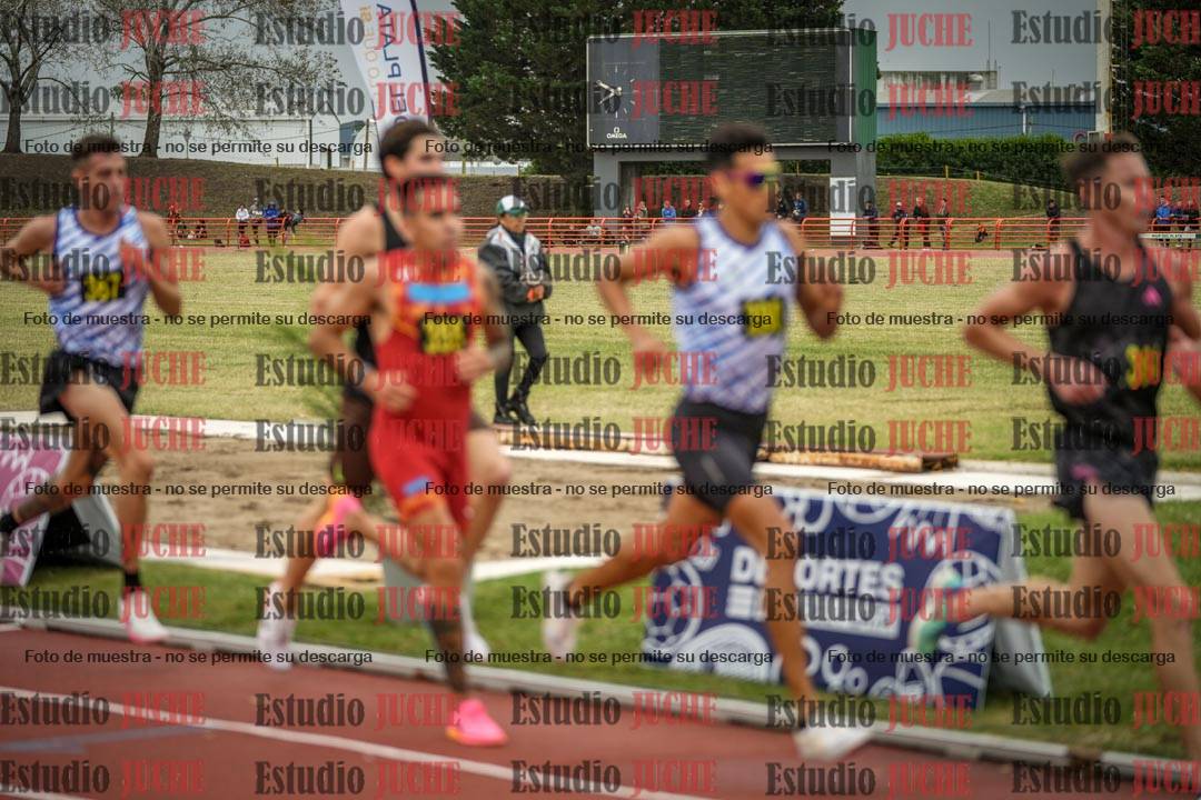 Fotos de los 5000 m llanos de varones