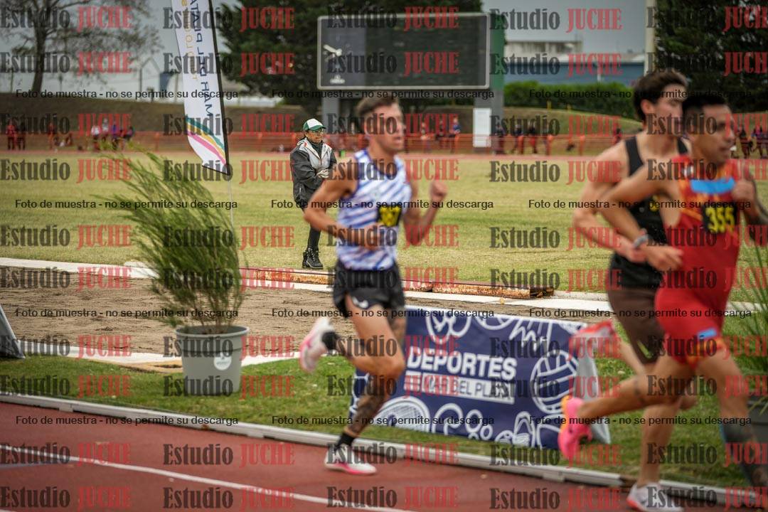 Fotos de los 5000 m llanos de varones