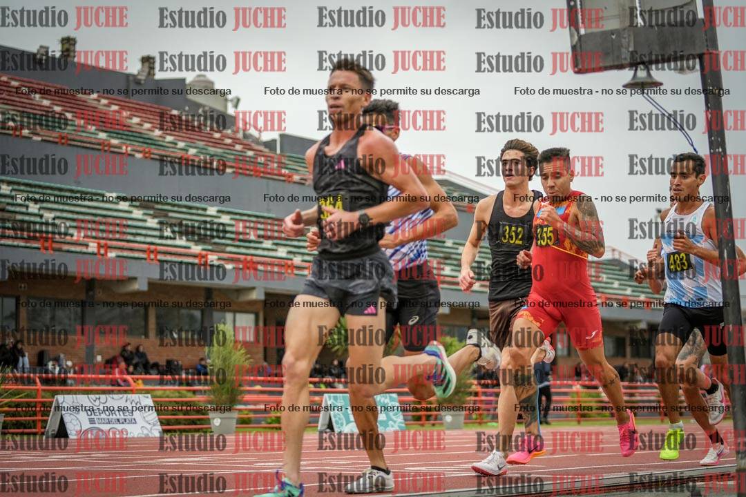 Fotos de los 5000 m llanos de varones