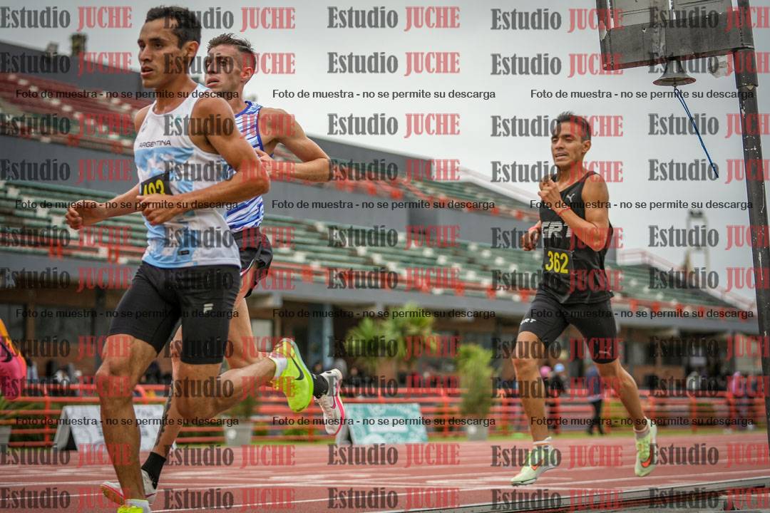 Fotos de los 5000 m llanos de varones