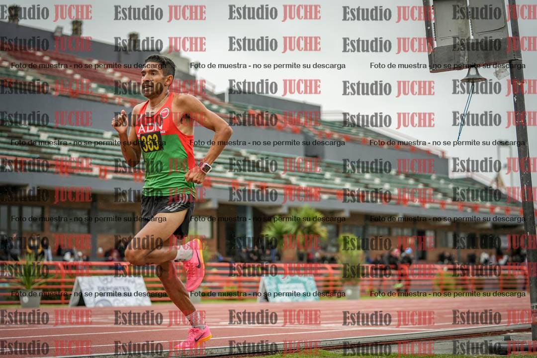 Fotos de los 5000 m llanos de varones