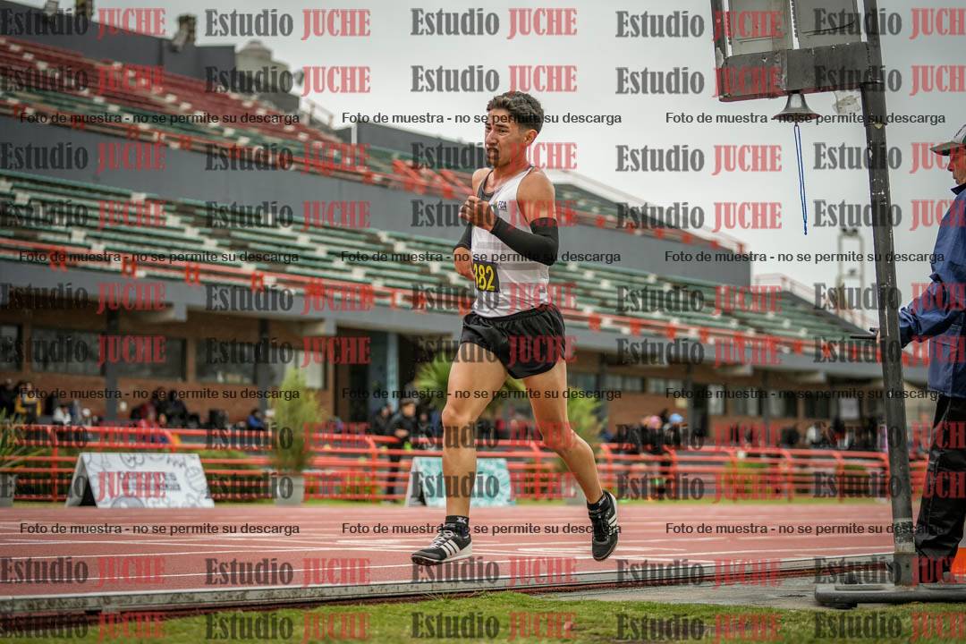 Fotos de los 5000 m llanos de varones