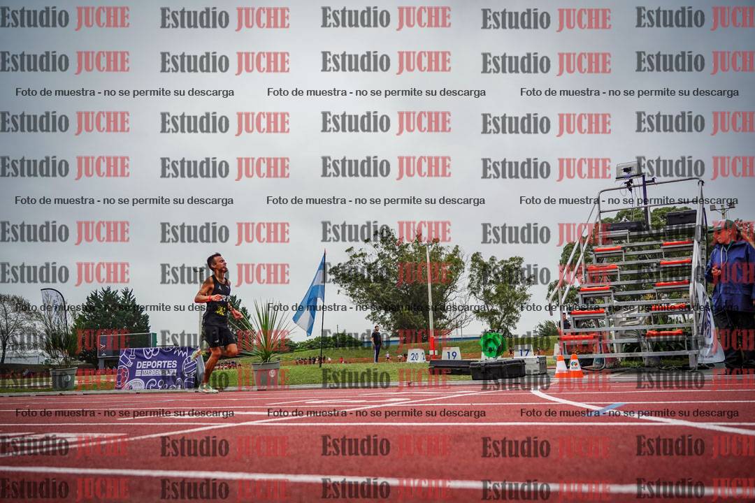 Fotos de los 5000 m llanos de varones