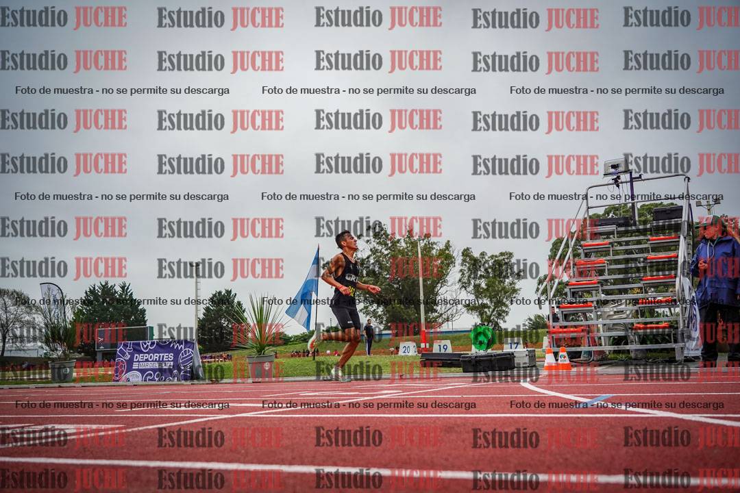 Fotos de los 5000 m llanos de varones