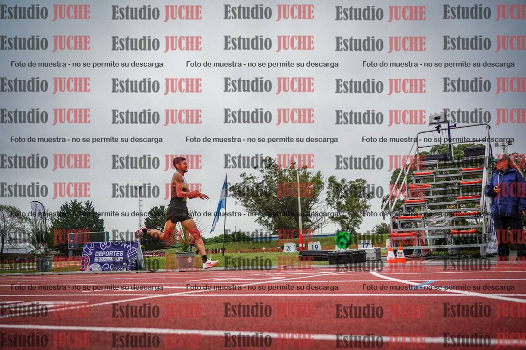 Fotos de los 5000 m llanos de varones