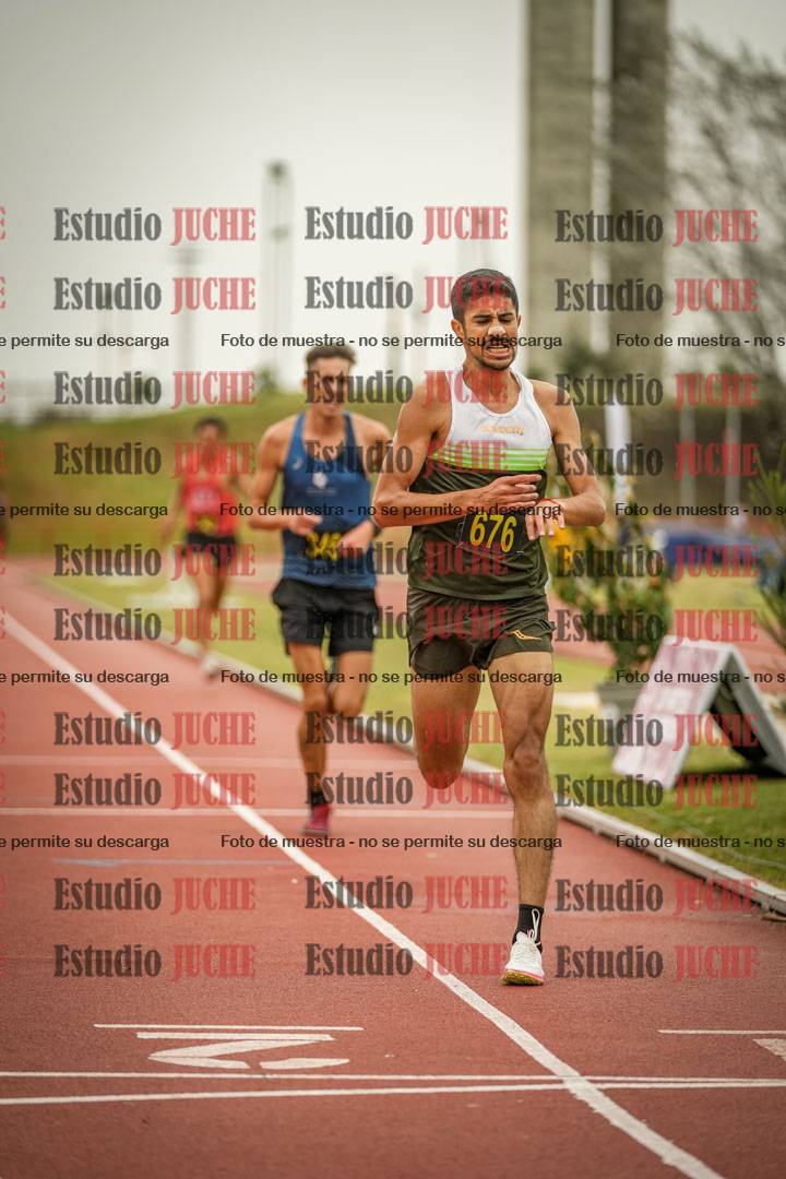 Fotos de los 5000 m llanos de varones
